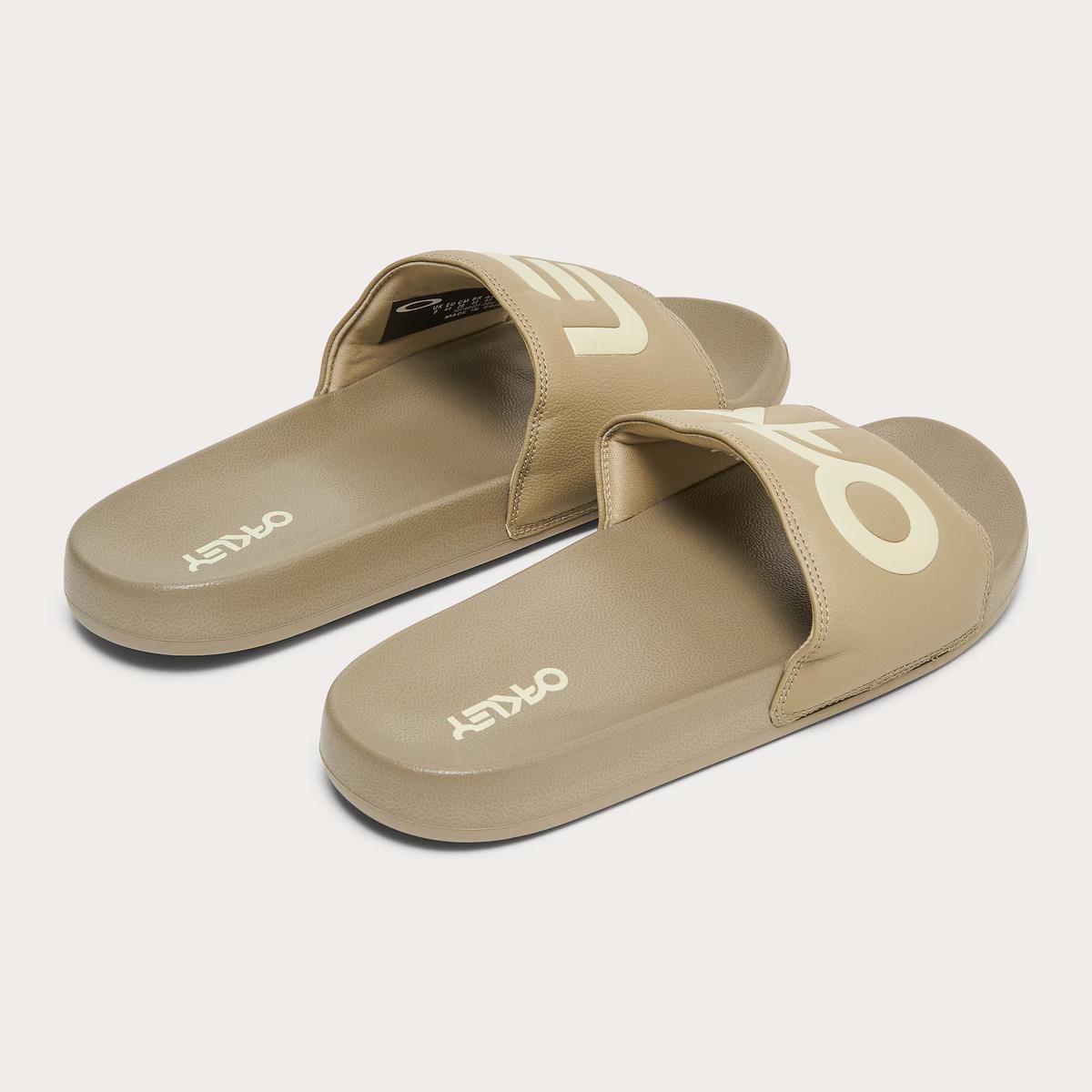 product/o/a/oakley_fof100424-30w_rye_3.jpg