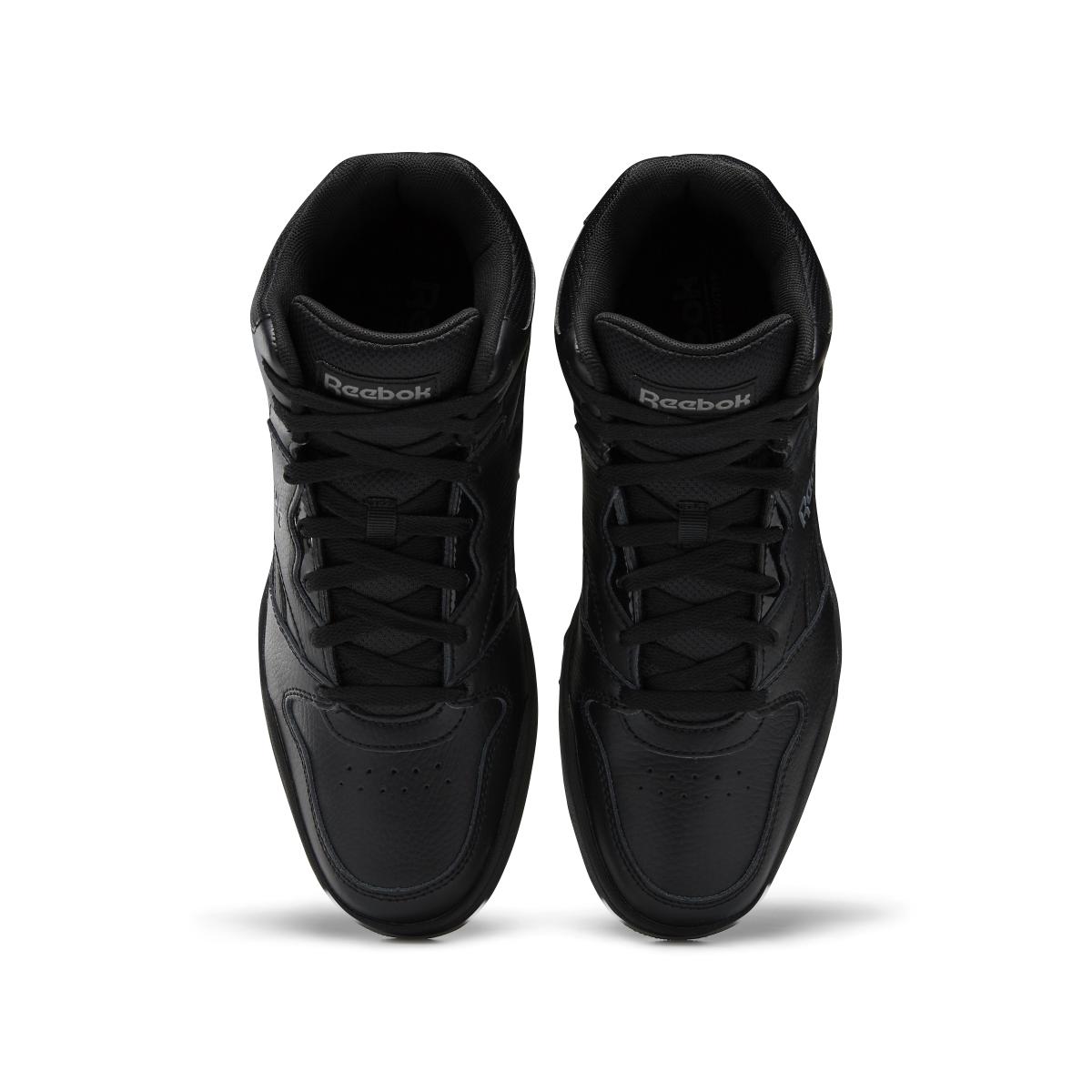 product/r/e/reebok-classics_cn4108_3_footwear_photography_top_portrait_view_white_000.jpg