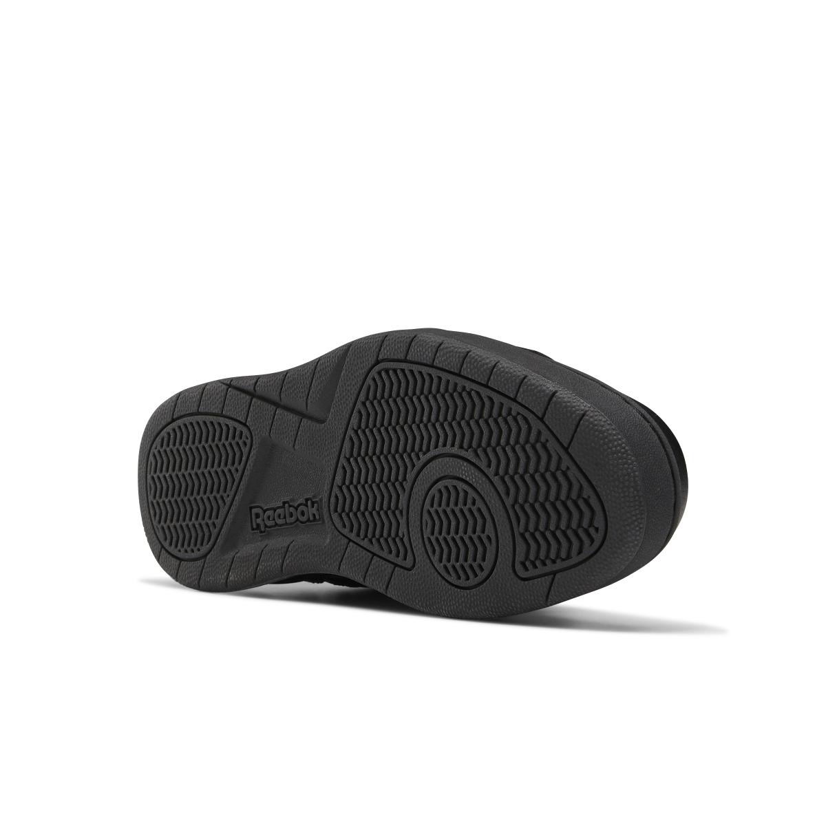 product/r/e/reebok-classics_cn4108_4_footwear_photography_bottom_view_white_000.jpg