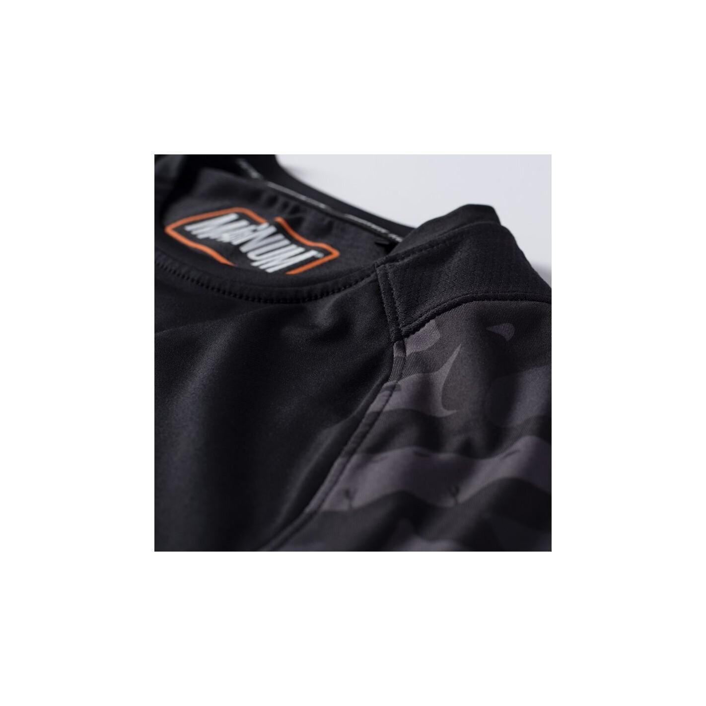 product/m/a/magnum-92800597262-noir-6.jpg