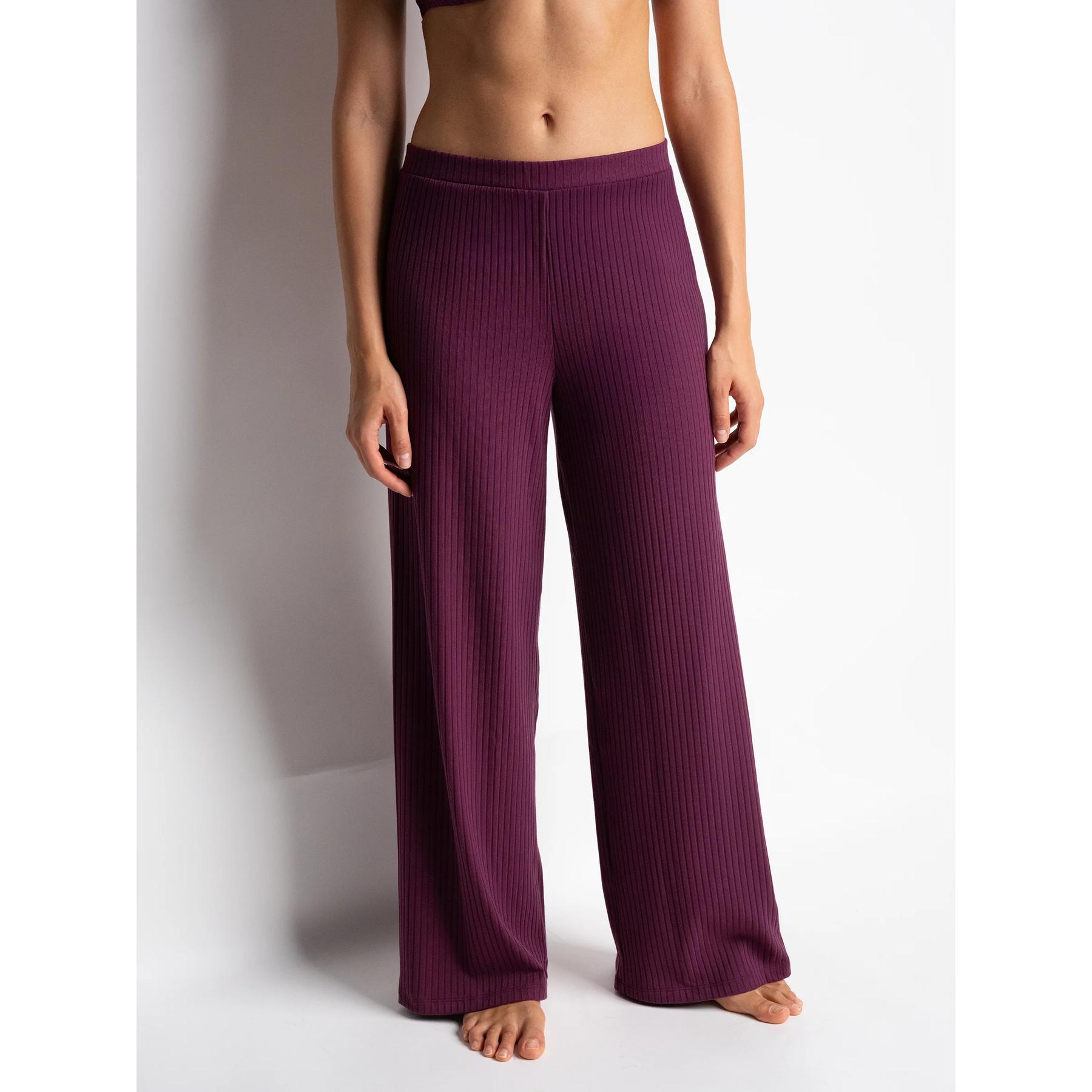 product/p/a/passionata_th32-0786_plum_3.jpg