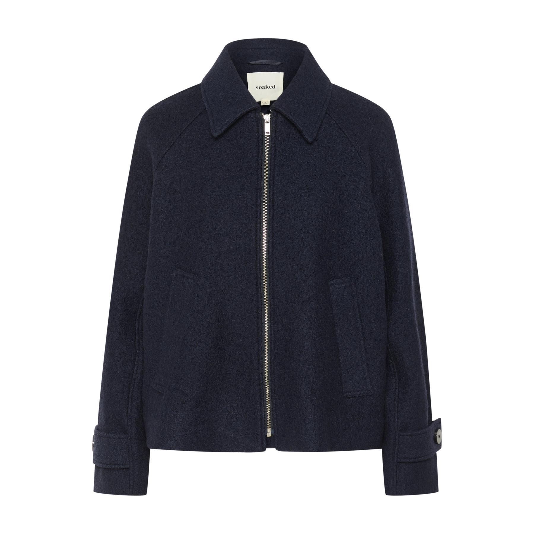 product/s/o/soaked-in-luxury_30408390-193922_1.jpg