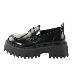 1624079-women-s-boots-buffalo-aspen-loafer-black