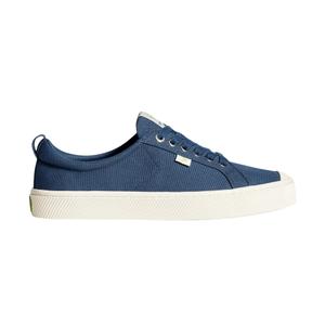 100103u21-trainers-cariuma-oca-canvas-shadow-blue