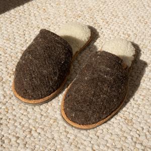 choco36-choco47-slippers-caussun-la-chocolatee-chocolatee
