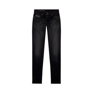 a03558-09h32-02-32-slim-jeans-diesel-09h32-2019-strukt-black
