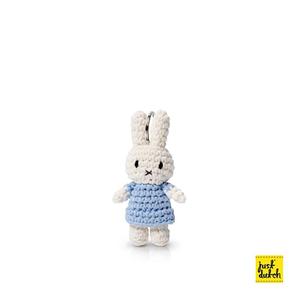 jd7836-crocheted-miffy-keyring-just-dutch-blue-one-size