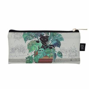 tropl34h01-flat-pencil-caseten-monstera-woman-kiub-bug-art-white-green-black-6x19x6-cm