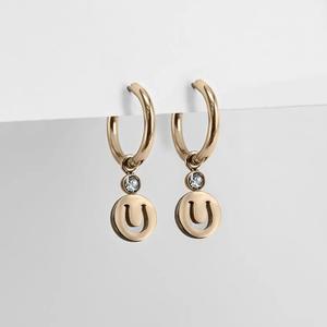 pt-ea-05-fl-gp-xx-01-earrings-with-mini-horseshoe-pendant-for-women-ponytail-co-gold-one-size