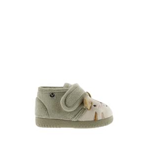 105119-772-children-s-slippers-victoria-ojala-animales-loading